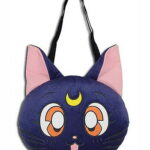 ＼ワンダフル 全品P5倍／Sailor Moon - Luna Plush Cross Body バッグ バック かばん | コスプレ 衣装 仮装 小道具 おもしろい イベント パーティ 発表会 デコレーション リボン アクセサリー メンズ レディース 子供 おしゃれ かわいい ギフト プレゼント